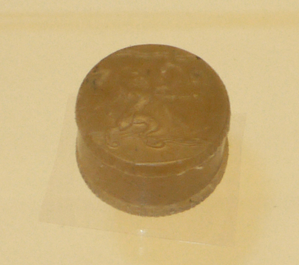 In Bao Bì Quốc Tiến - Một hộp thuốc làm từ polyethylene vào năm 1936