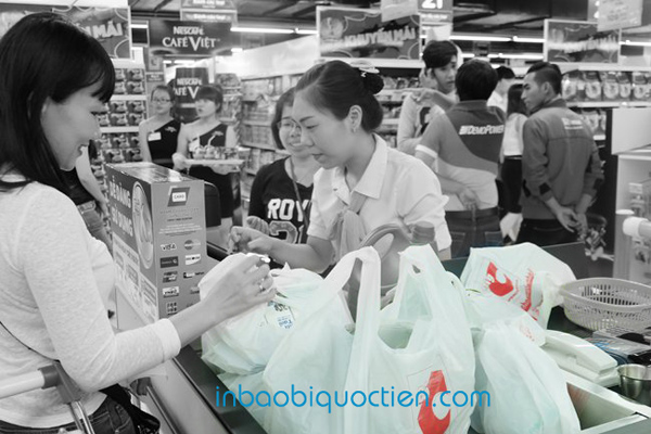 In Bao Bì Quốc Tiến - Ứng dụng túi nilon trong siêu thị